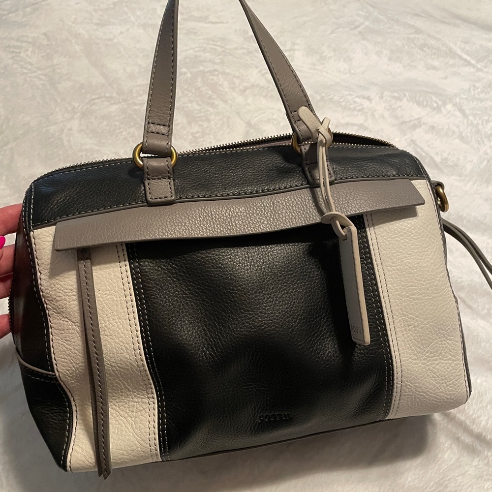 Small Black and White Fossil handbag